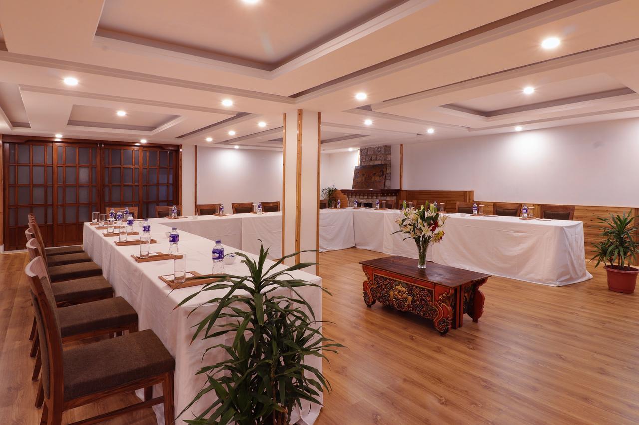 The Denzong Shangrila Gangtok Exterior foto